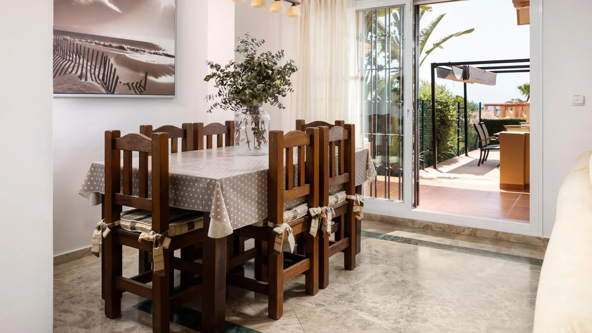 Bonita Casa Adosada En Esquina Estepona Holiday home