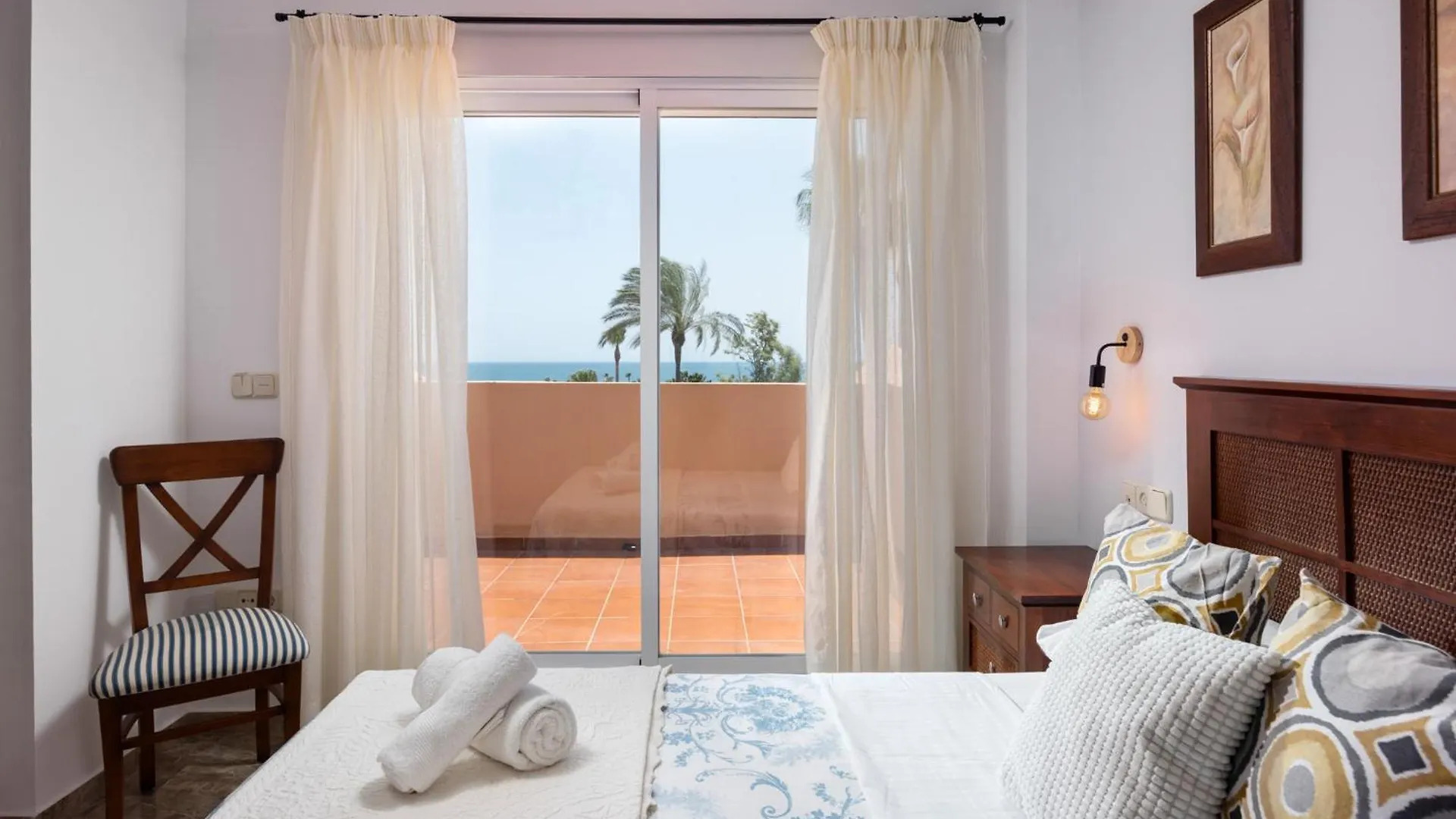 Holiday home Bonita Casa Adosada En Esquina Estepona Spain